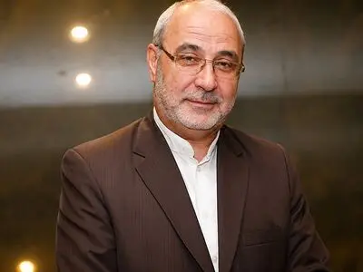 حاجی دلیگانی: در حال جمع‌بندی و جمع‌آوری مستندات برای استیضاح عراقچی هستیم/ هر نوع توافق با عمان درباره تنگه هرمز باید به تصویب مجلس برسد/ افکار تیم وزارت امورخارجه در دوران قاجار گیر کرده و از روی ترس و وادادگی است