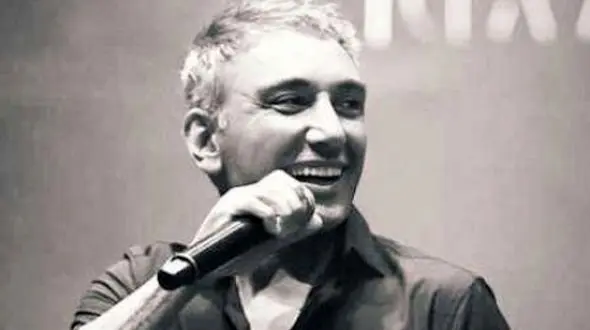 دانلود آواز باشکوه  شادمهر عقیلی /  آهنگ عاشقانه  آسمونی ...