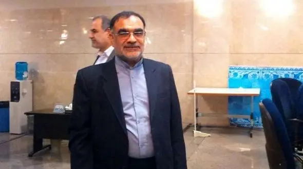 یکی از فرماندهان سابق ناجا در انتخابات ثبت‌نام کرد+ عکس 