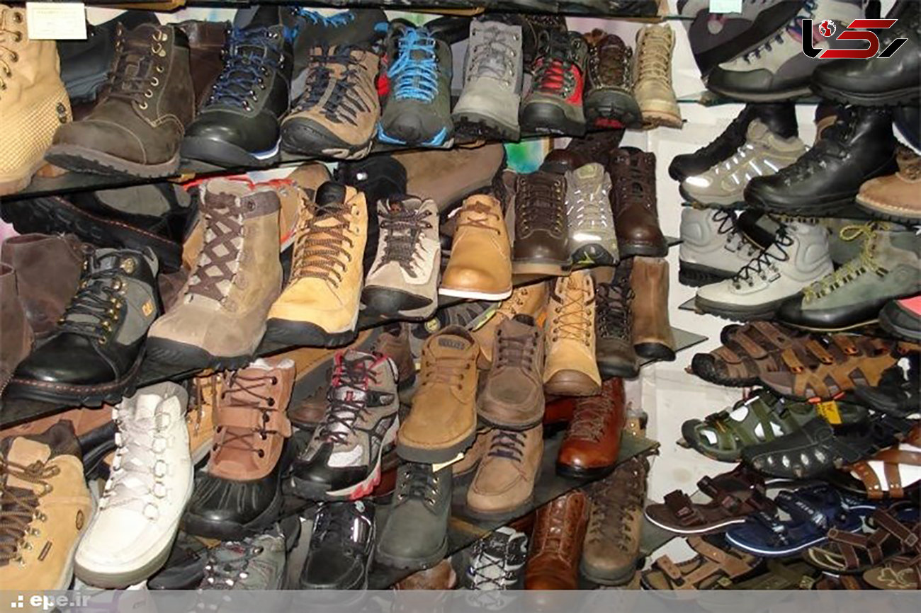کفش‌های قاچاق میلیاردی به مقصد نرسید / توقیف در لارستان