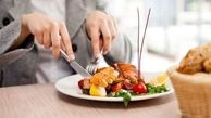 سرعت غذا خوردن شما چقدر است؟ تکنیک‌ هایی برای غذای آرام‌ تر و سالم‌ تر