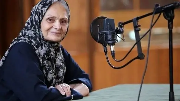 فیلم آواز دلنشین / مجری از صدای زلال و از بهشت اومده خانم گوینده قدیمی 80 ساله شاخ درآورد