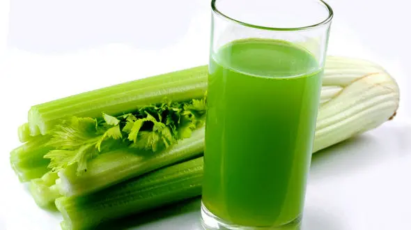 مضرات آب کرفس