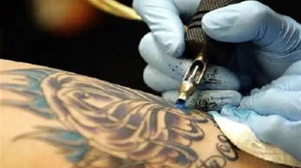 تتو و خالکوبی مشمولان را از سربازی معاف نمی کند