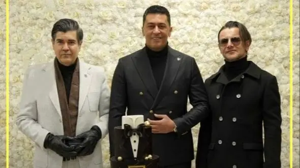 اسکورت ویژه امین حیایی و سالار عقیلی با خودرو بی ام و برای حضور در مراسم افتتاحیه پرطمطراق برند لاکچری پوشاک جواد عزتی، پارسا پیروزفر ، بهرام افشاری و دیگر بازیگران در ارومیه