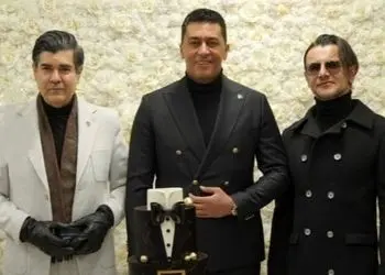 اسکورت ویژه امین حیایی و سالار عقیلی با خودرو بی ام و برای حضور در مراسم افتتاحیه پرطمطراق برند لاکچری پوشاک جواد عزتی، پارسا پیروزفر ، بهرام افشاری و دیگر بازیگران در ارومیه