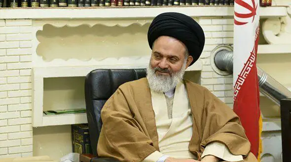 مردم توقع بی‌جا از انقلاب نداشته باشند و با همین وضعیت هماهنگ باشند