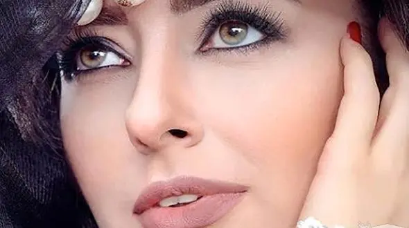 حیاط زیبای خانه نفیسه روشن