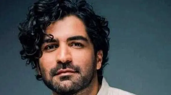 فیلم/ نگاهی به مات و مبهوت ماندن داوران عصر جدید از اجرای  عرفان طهماسبی با آهنگ تو کوری یا مو دوروم که مونه دیگه نمیبینی؟!