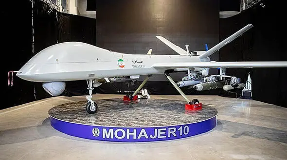 پهپاد مهاجر تا 8 بمب و موشک را تا برد 2000 کیلومتر حمل می کند + فیلم و تصاویر