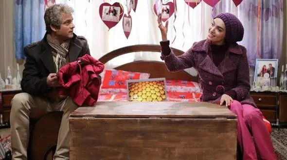 میترا حجار در نقش شهلا جاهد و حسین یاری در نقش ناصر محمدخانی + عکس