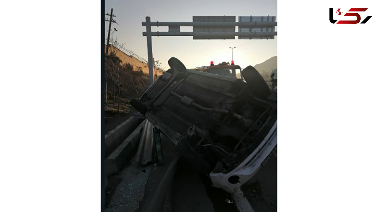 امداد رسانی به مصدومین واژگونی خودرو پژو پارس