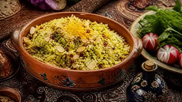 طرز تهیه بهارنارنج پلو؛ پلوی مجلسی و خوش‌ عطر با طعم بهار