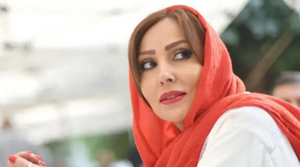  سلیقه منشوری پرستو صالحی در لباس پوشیدن / خانم بازیگر بد سلیقه است !