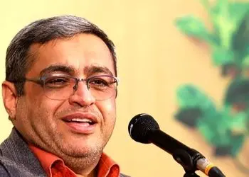 فیلم / مردها همشون عین همن زیاد سخحت نگیرید / سعید عزیزی: تو هواپیما خوابم برده بود مهماندار گفت میشه نخوابی مردم میترسن 