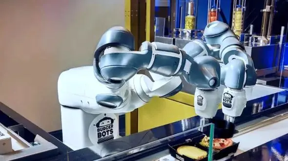 باورنکردنی؛ رباتی برای آماده‌سازی سریع برگر در 27 ثانیه + فیلم