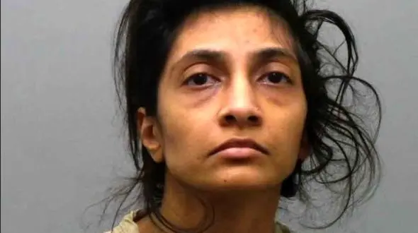 مادر بی رحم دو فرزندش را چاقو چاقو کرد ! +عکس