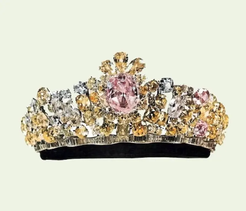 جواهرات فرح دیبا در روز عروسی‌اش