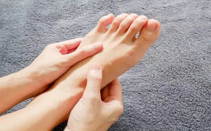 Illness-and-numbness-of-hands-and-feet
