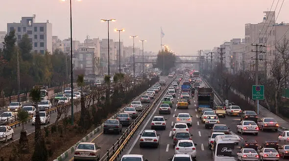 ترافیک تهران امروز زودتر  و پر حجم تر آغاز شد