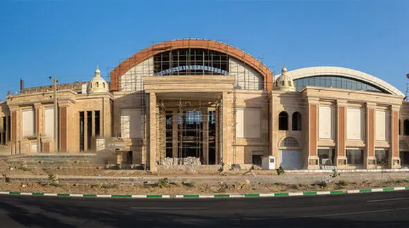 در "رم" به اندازه قم نمای رومی ندیدم