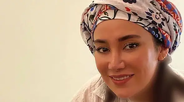 عکس لاکچری بهاره افشاری با حیوان خانگی شیک و خوش لباسش !