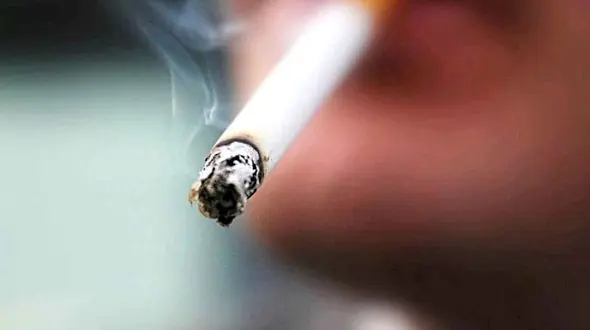 سیگاری ها مراقب کرونا باشند + جزئیات
