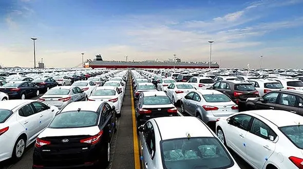 اولین خودروهای وارداتی تابستان وارد کشور می‌شوند