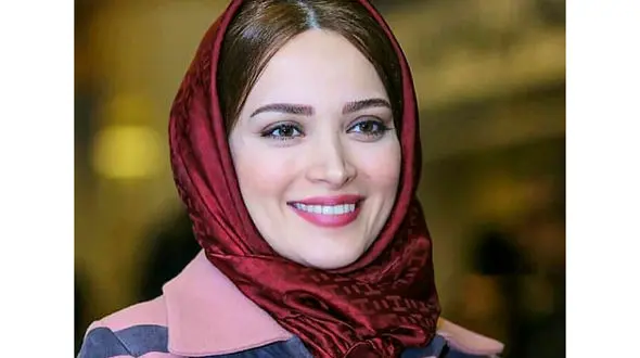 اولین عکس از خواهر زیبای بهنوش طباطبایی ! / کدام جذابترند !