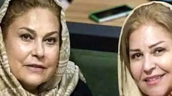 عکس/عکس یادگاری «مهرانه مهین ترابی» و «ایرج قادری» در پشت صحنه یک فیلم