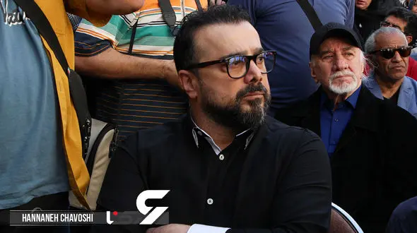 فیلم رنج گویه های  سپند امیرسلیمانی در تشییع رضا داوود نژاد / گریه امانش را برید !