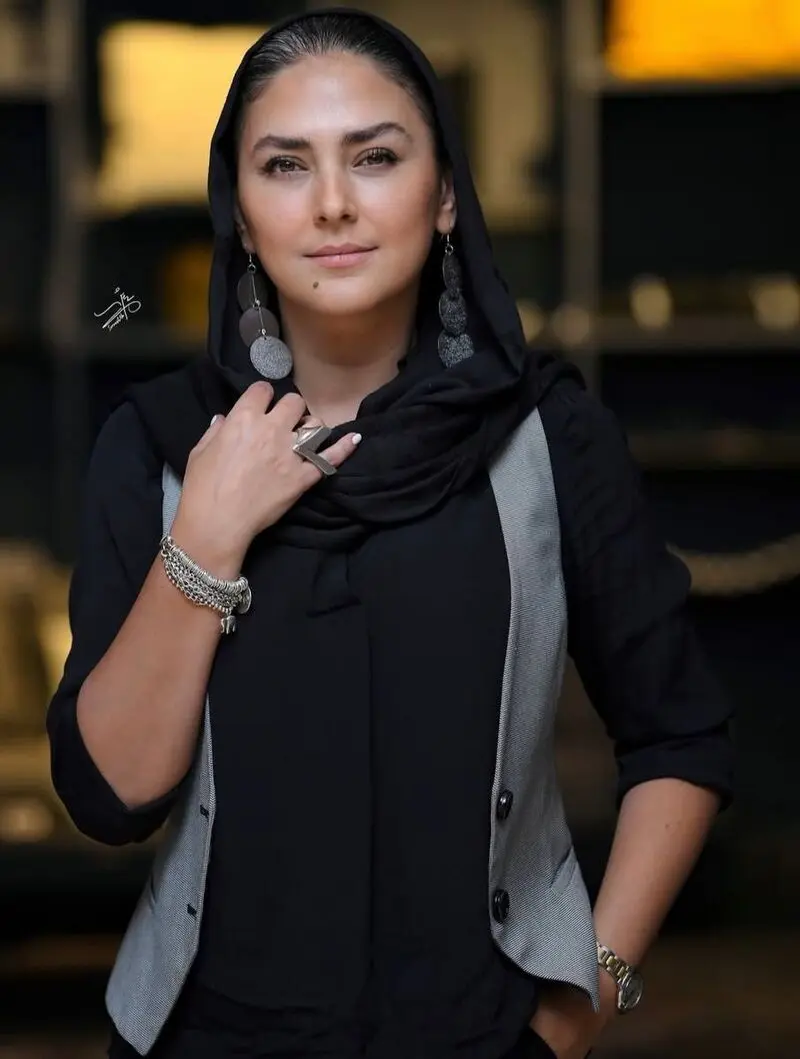 ظاهر خاص هدی زین‌العابدین در جشن نگاه 2