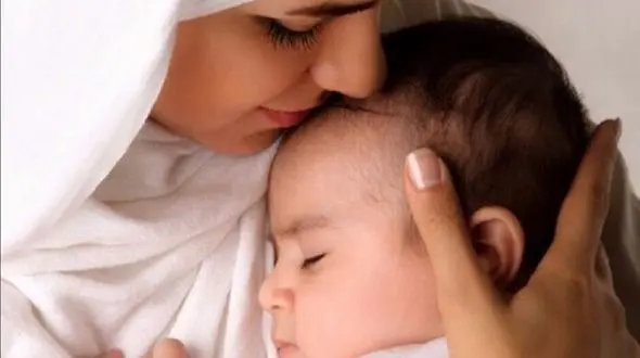 عروس دهه شصتی تا کنون 10 فرزند به دنیا آورده است + عکس خانواده کرجی 12 نفره