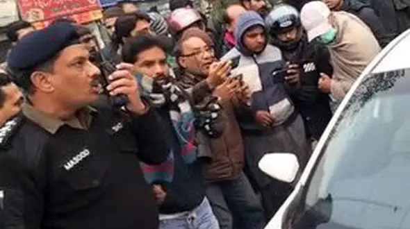 خبرنگار جنایی ترور شد / حسنین شاه کیست ؟  + عکس 