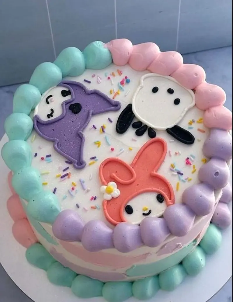 کیک تولد کرومی ساده