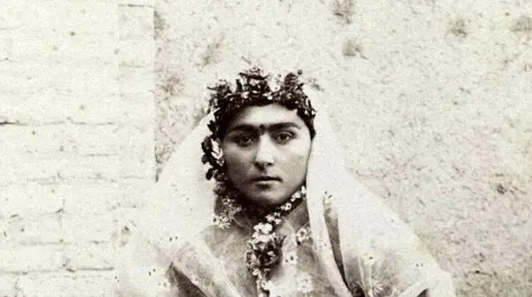 عکس عاشقانه نوه ناصرالدین‌ شاه با همسرش را ببینید!