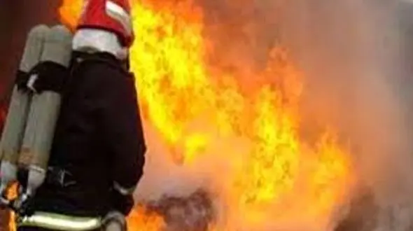 کارخانه تولید آبمیوه پاکدیس قلعه گنج طعمه حریق شد