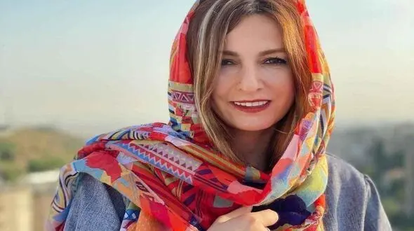 شقایق دهقان به خواستگار جوانش جواب مثبت داد ! + فیلم 