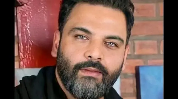 نگاهی به نذری پزون احسان علیخانی در حیاط دلباز خانه اش+عکس/چه خونه زندگی لوکسی