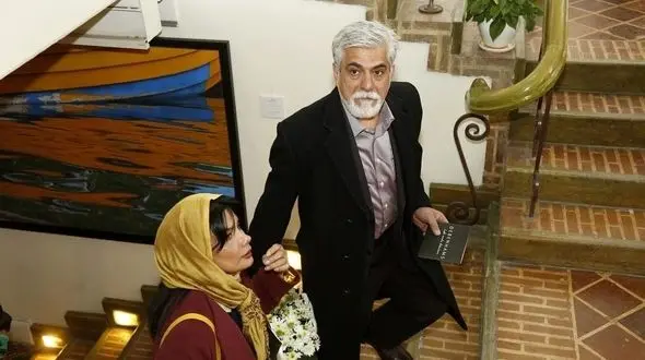 عکس ها / نگاهی به زیباترین سلیقه در  چیدمان خانه اعیانی حسین پاکدل و همسرش عاطفه رضوی/ دکوراسیون خانه از جنس عشق و هنر 