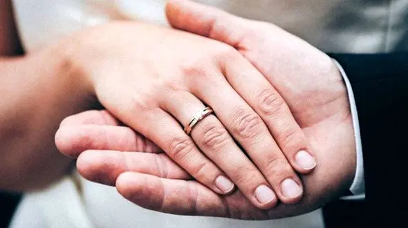 رسوایی شرم‌آور شهردار ۶۸ ساله و خانم کارمندش ! / اعتراف به رابطه سیاه با زن ۳۱ ساله‌ !