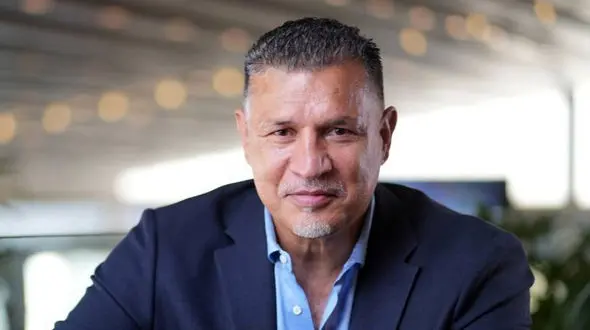 دکوراسیون خانه سوپرلوکس مادر دایی + عکس جشن تولد علی دایی در کنار مادرش !