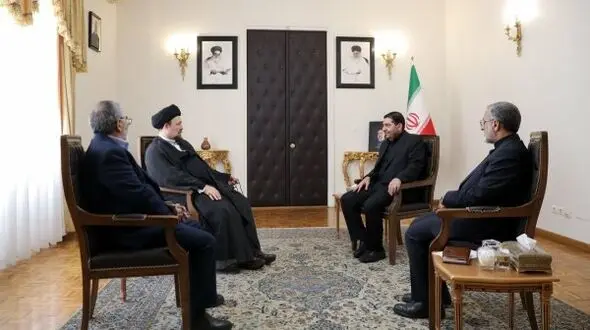 دیدار سید حسن خمینی با مخبر 