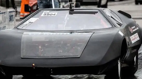 ثبت رکورد ۴.۹ ثانیه در مسافت ۲۰۰ متر+ فیلم 