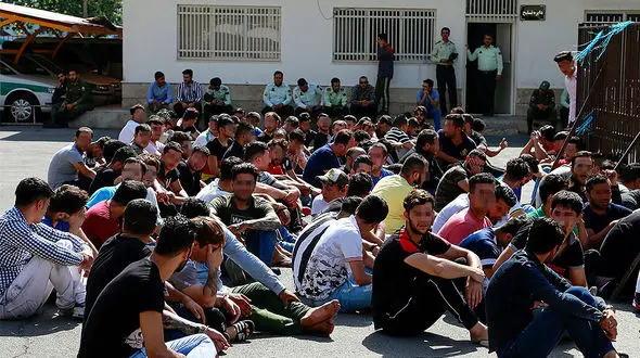 دستگیری این مردان  تهرانی بخاطر خالکوبی! / حرف هایشان را باور می کنید؟! + فیلم و عکس