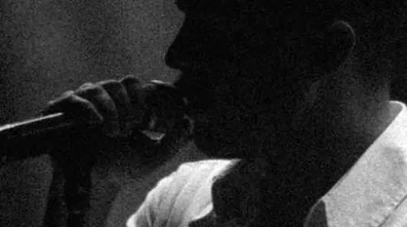 دانلود آهنگ حامیم عاشقانه و باشکوه عشقشو داری 