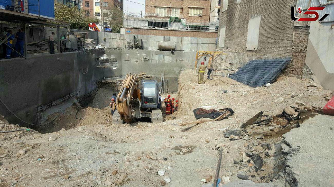 ریزش مرگبار چاه در خیابان انقلاب + عکس 