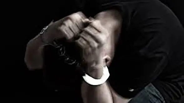 همکاری جوان 17 ساله با سه شرور در قتل وحشیانه یک مرد + عکس