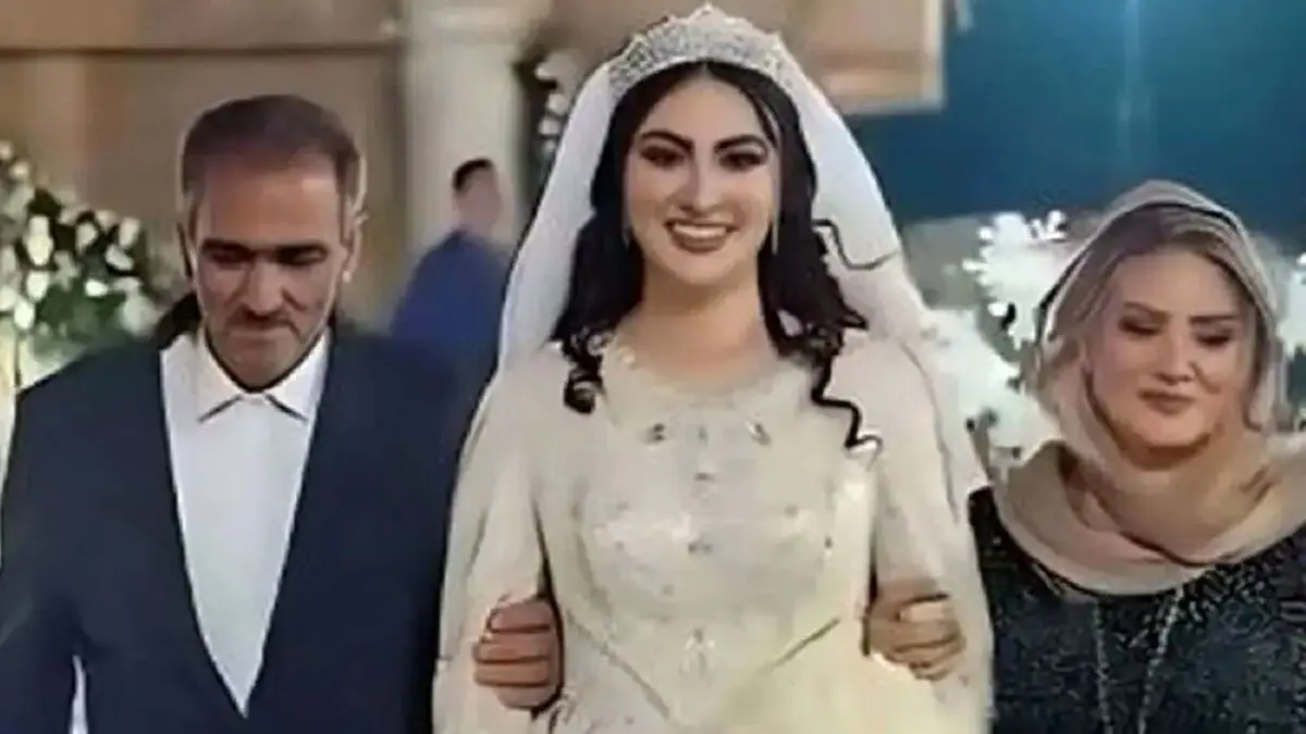 ببینید استقبال بازیگران از مریم مومن عروس خانم با اسب به خانه بخت/ خوشحالی پانته آ پناهی ها، مینا وحید و نیکی نصیریان