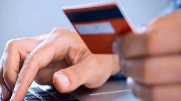 دستگیری 3 کلاهبردار حرفه ای در عباس آباد / راز کارتخوان های جعلی فاش شد